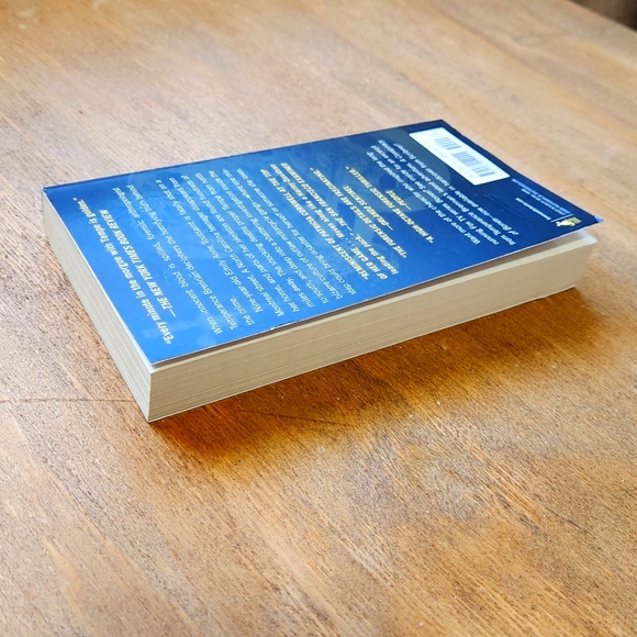 Deadly Decisions by Kathy Reichs forensic thriller Temperance Brennan book - Picture 2 of 4